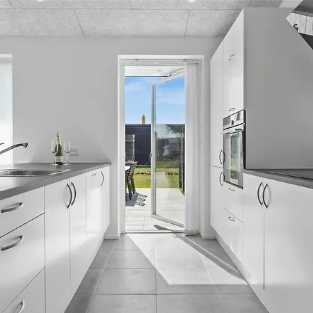 30421-odder-strandvaenget-14 度假居 欧德尔